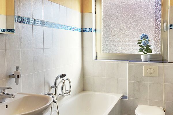 Badezimmer EG